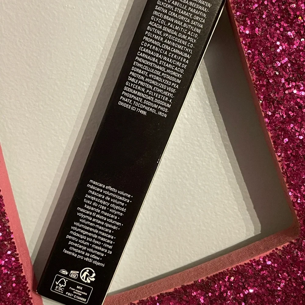 ❤️NIB FENTY MASCARA❤️